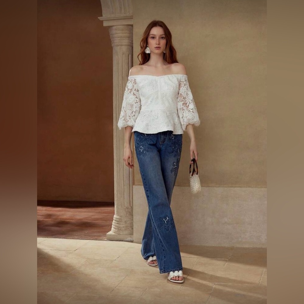 Brand New with Tag MOTF Premium Lace Off the Shoulder Top - Picture 5 of 9